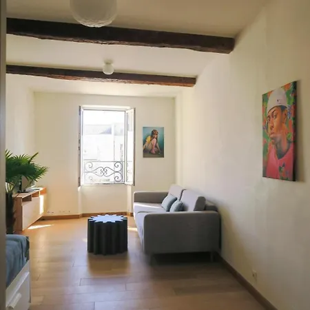 One Bedroom In The Old Center Of Antibes
