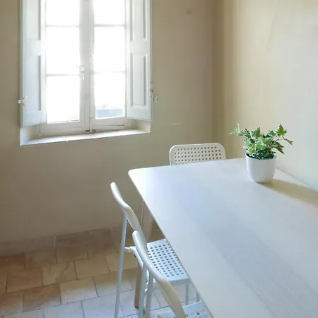 Διαμέρισμα One Bedroom In The Old Center Of